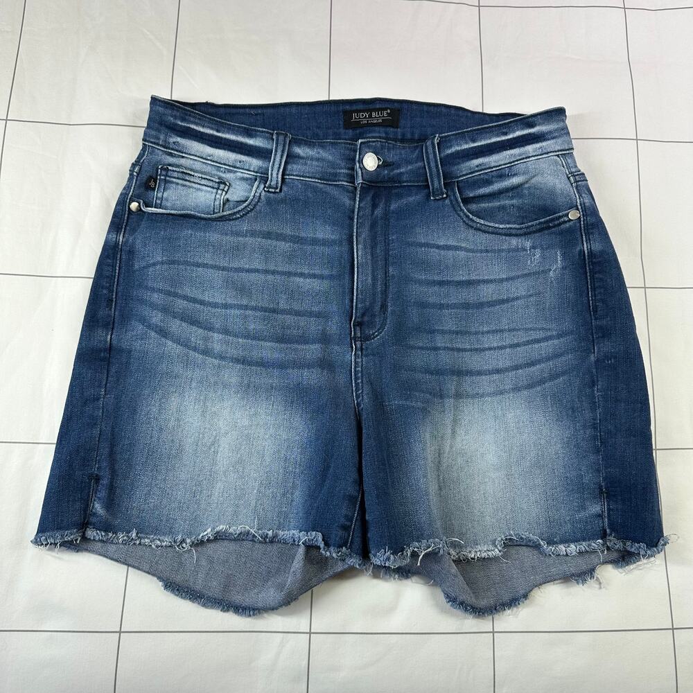 Judy Blue Shorts Womens 1XL Bermuda Denim Stretch Casual Whiskering Fade Boho
